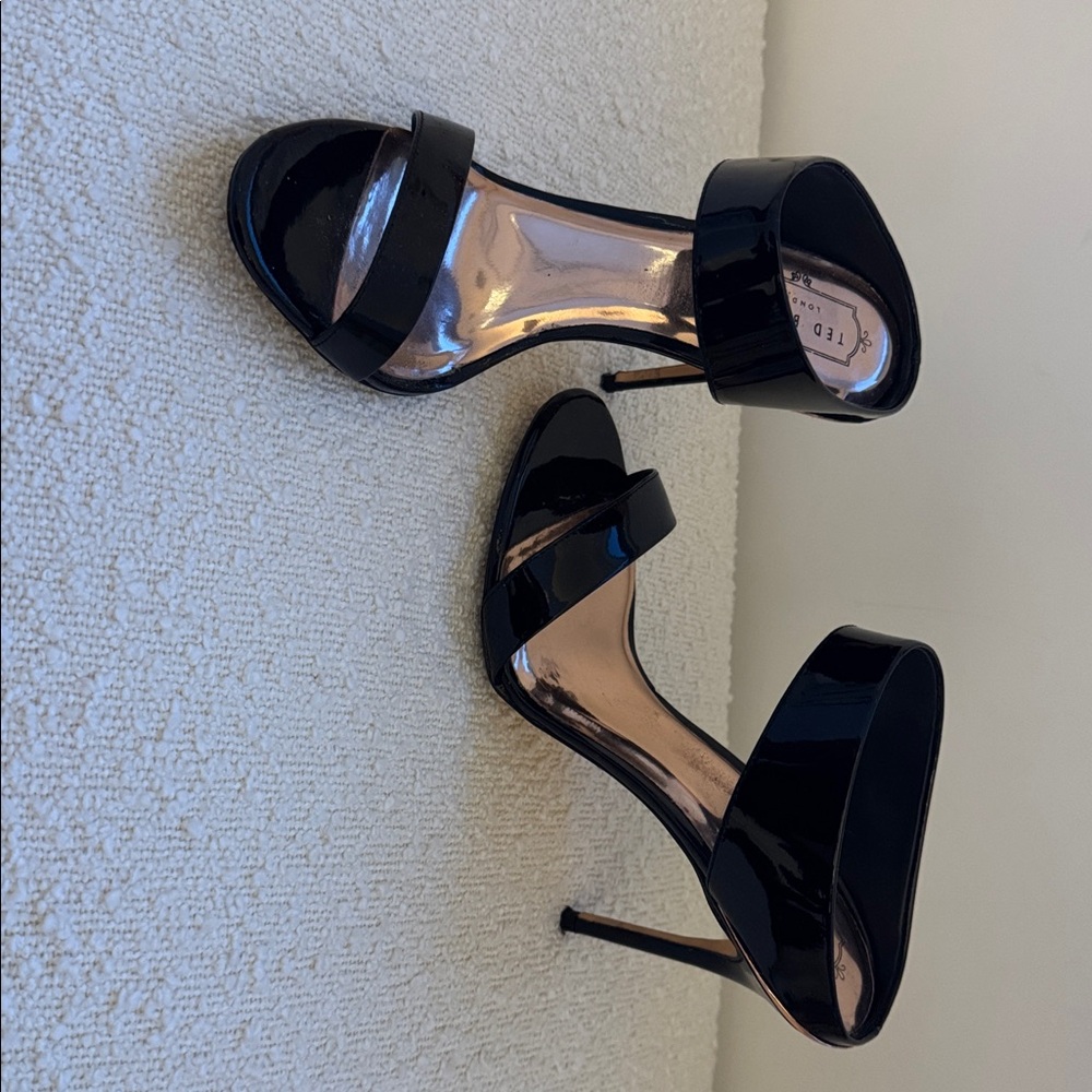 Ted Baker London Black Heels